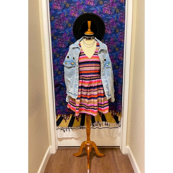 🌈 Lovely colorful striped dress - Picture 9 of 11